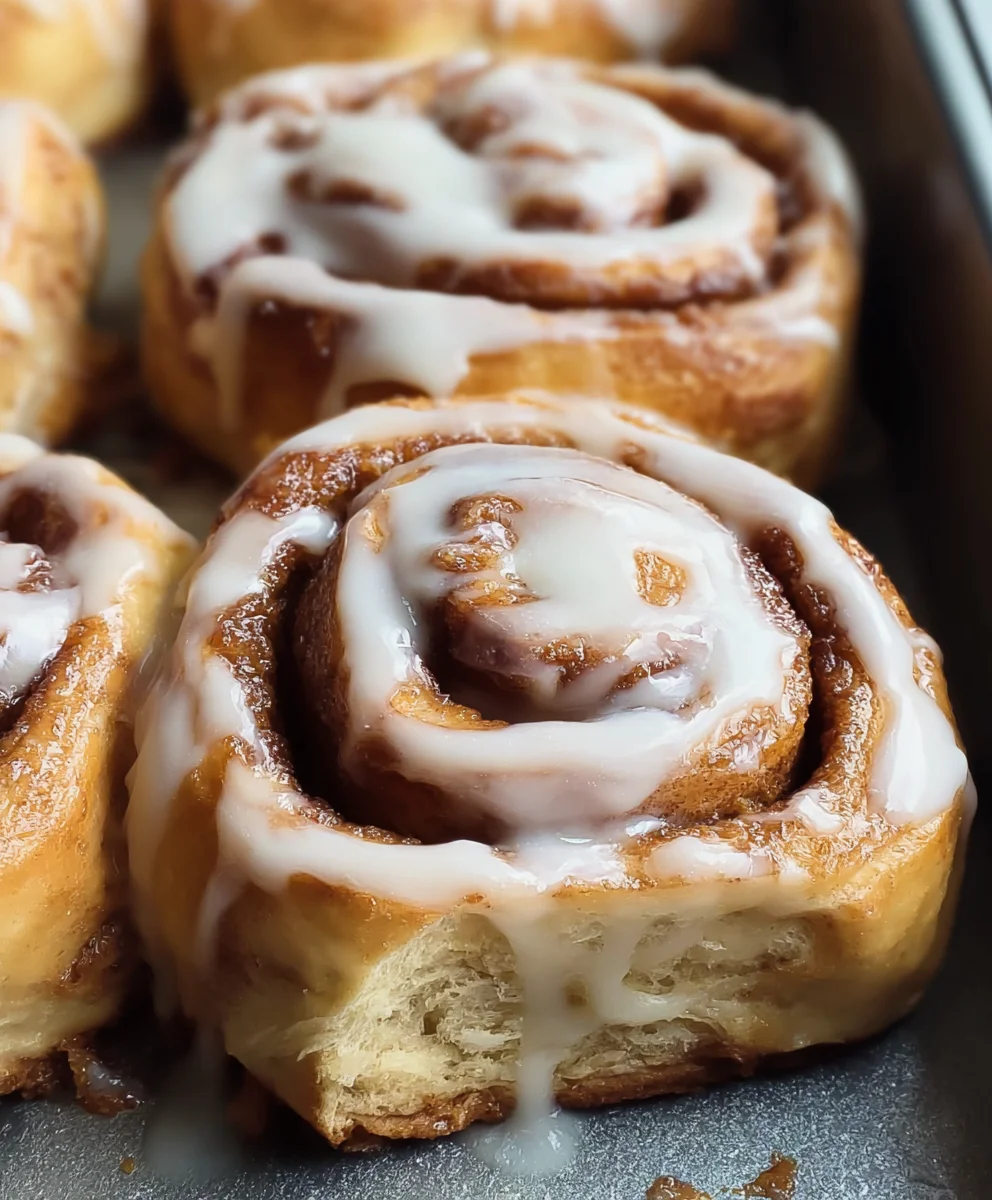 Biscoff Cinnamon Rolls - Easy & Delicious Recipe